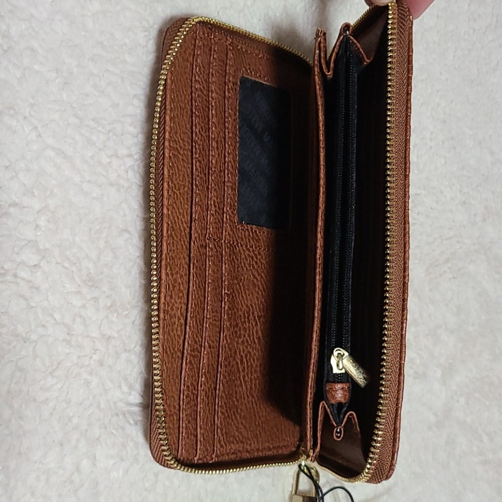 Wallet - Picture 2 of 2